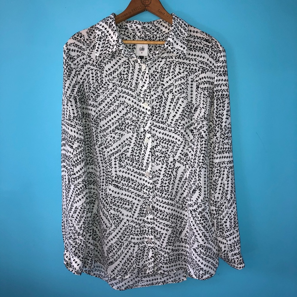Cabi White Black Pattern Blouse Split Button 3255… - image 3